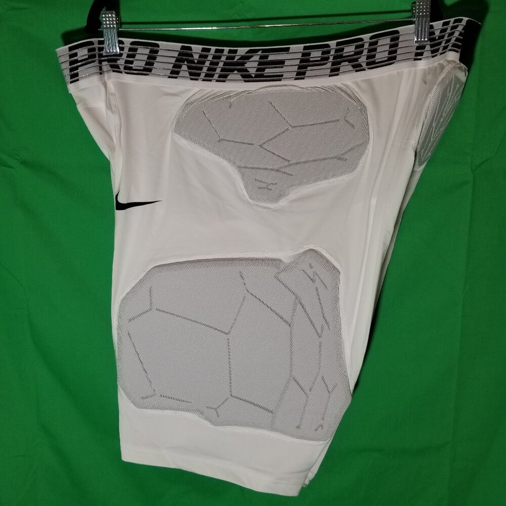 NIKE PRO HYPERSTRONG COMPRESSION SHORT PADDED WHITE MEN 4XL Offense Defense Line